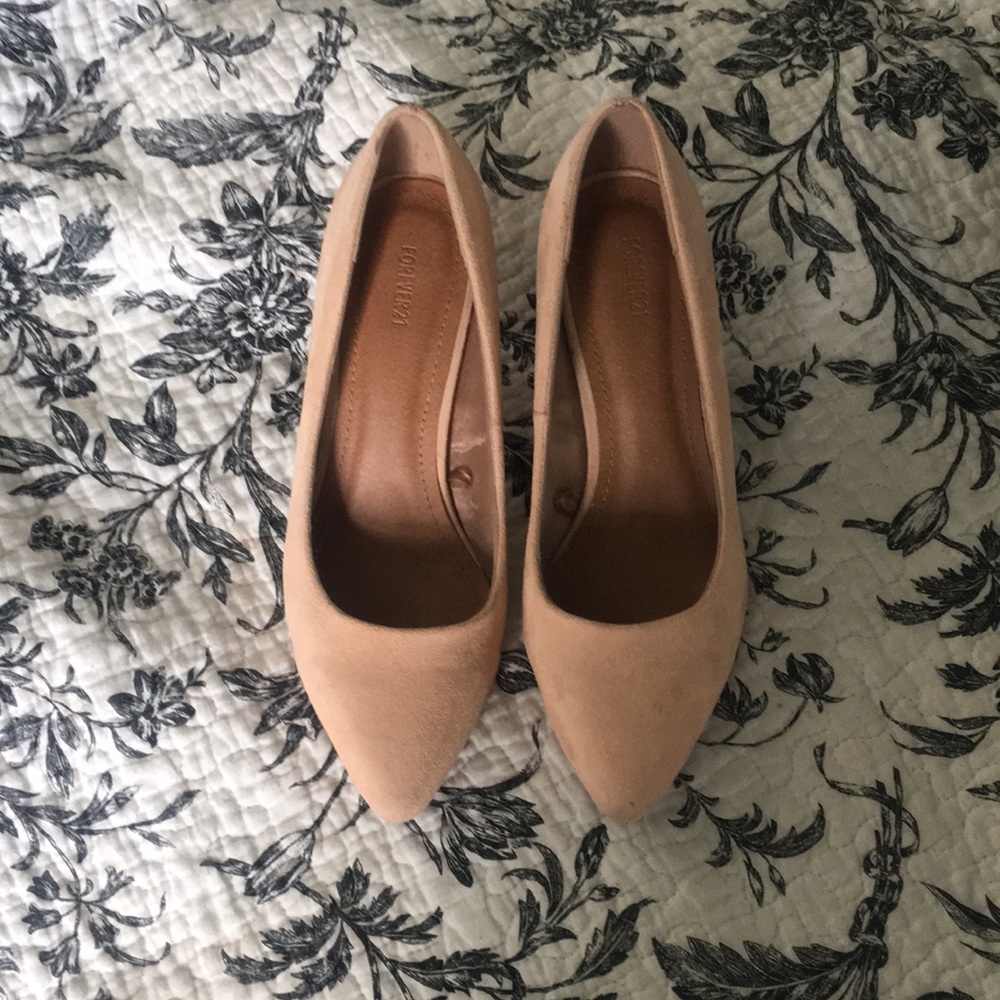 Cute nude velvet heels